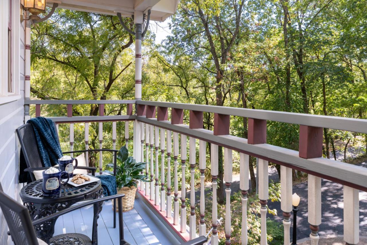 Arsenic And Old Lace Bed & Breakfast Inn Eureka Springs Luaran gambar